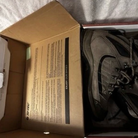 Hi-Tech Men's Natural Hiking Boots Gray Suede Mesh Shoes Mid Waterproof Size 8.5 - Picture 9 of 10